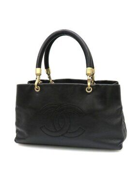 Chanel Caviar Hand